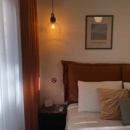 Opalinep10 Apartment